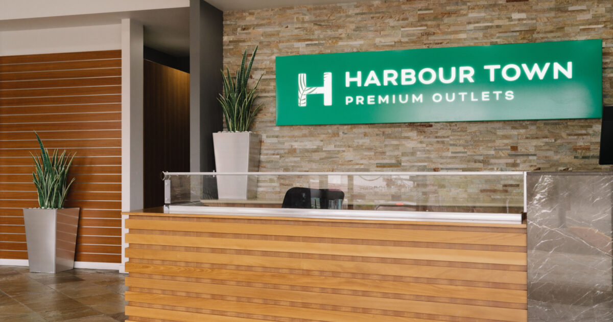 Harbour Town Gold Coast • Tourism Lounge